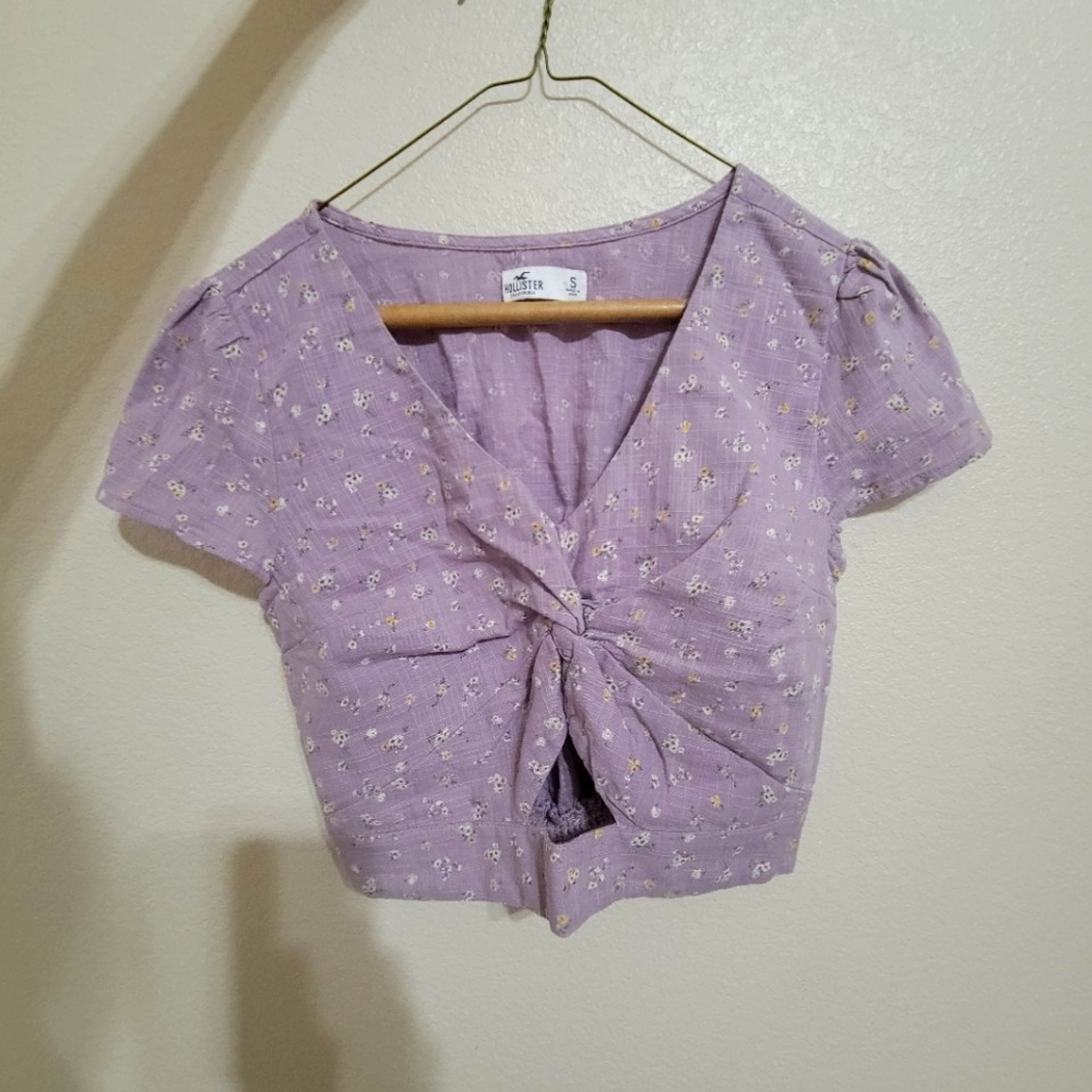 Hollister crop top